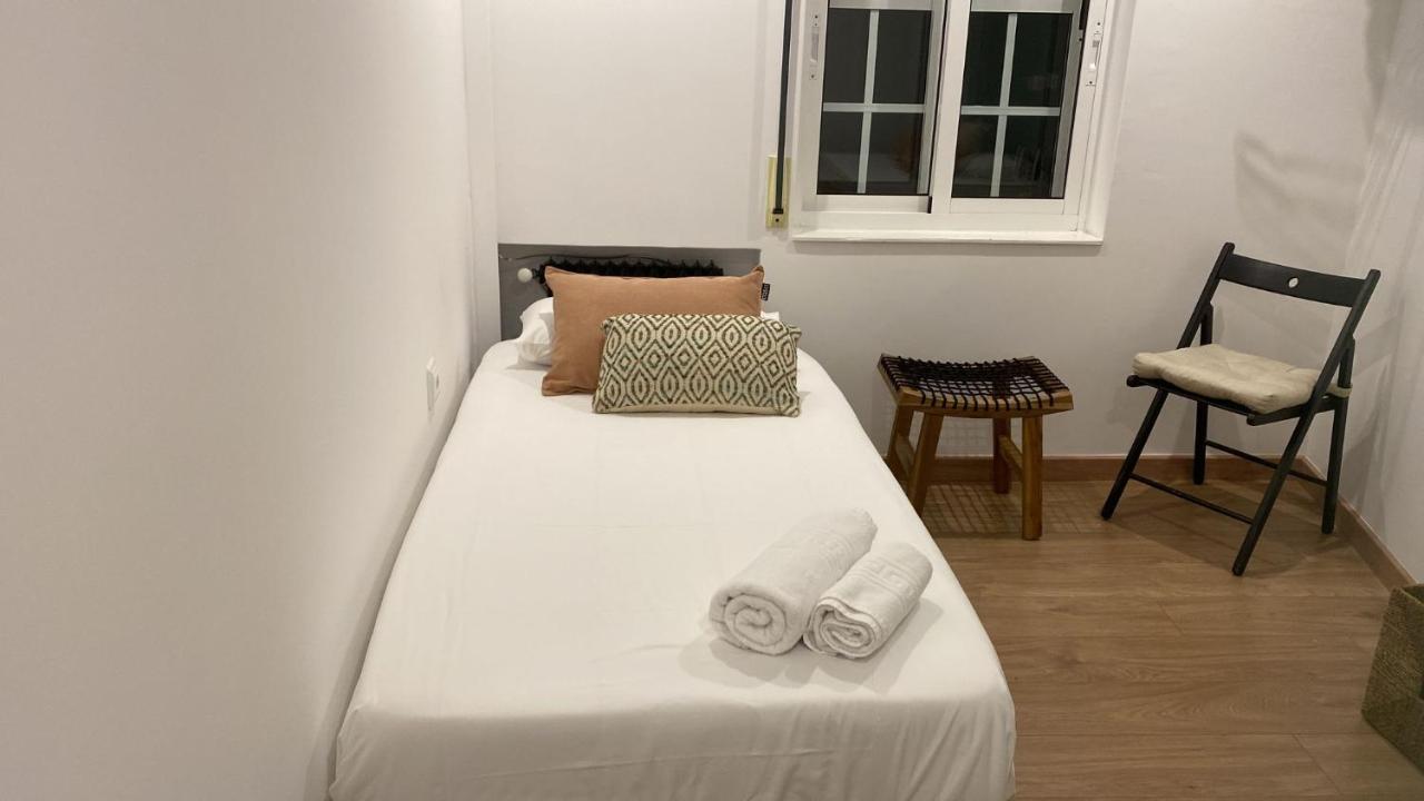 Hostal Pension "Centro" Сантьяго-де-Компостела Екстер'єр фото